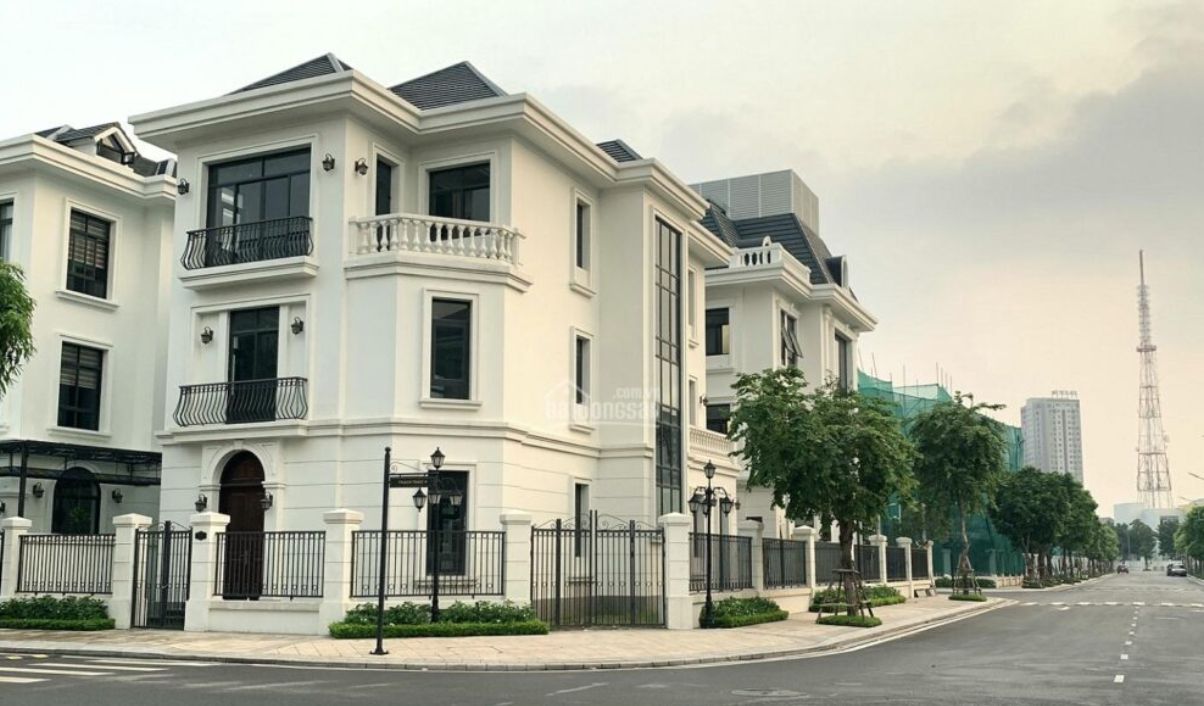 Chính chủ cần bán nhanh nhà liền kề Vinhomes Green Bay, DT 110m2 full nội thất giá tốt